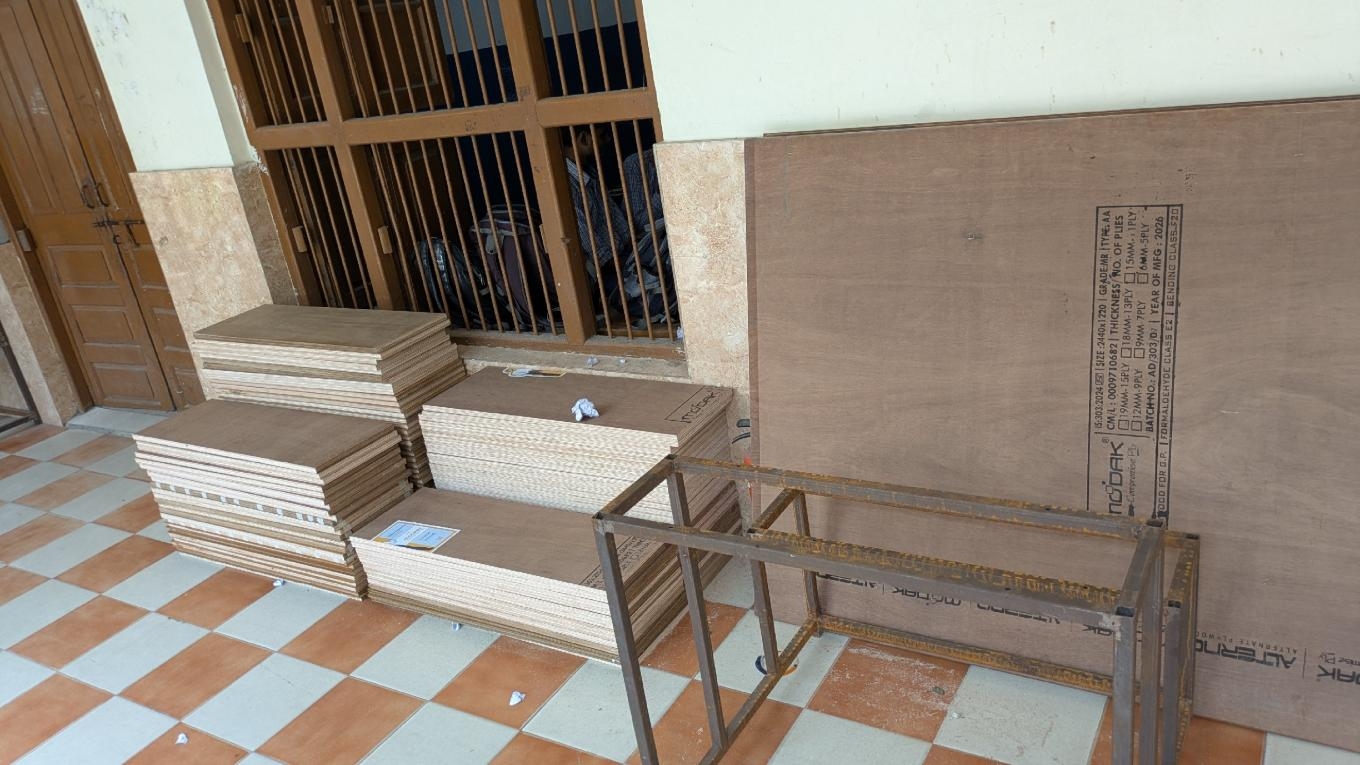 Repair of desk